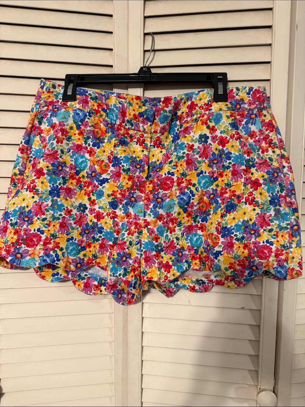 Attyre Floral Scallop-Hem Shorts - Blue, Yellow, Red, Pink